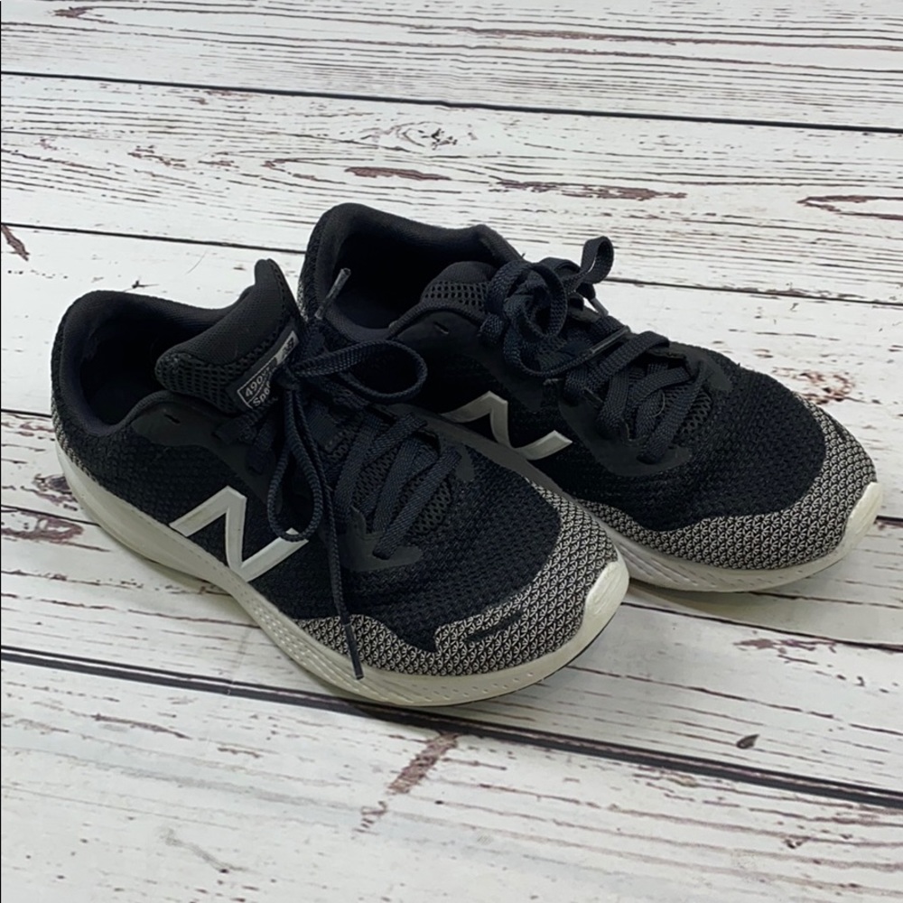 Speedride 490v7 tennis shoes